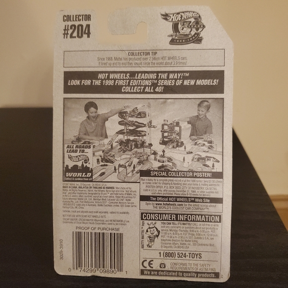 Vintage Hot Wheels Oscar Meyer Wienermobile NIB - Picture 2 of 2